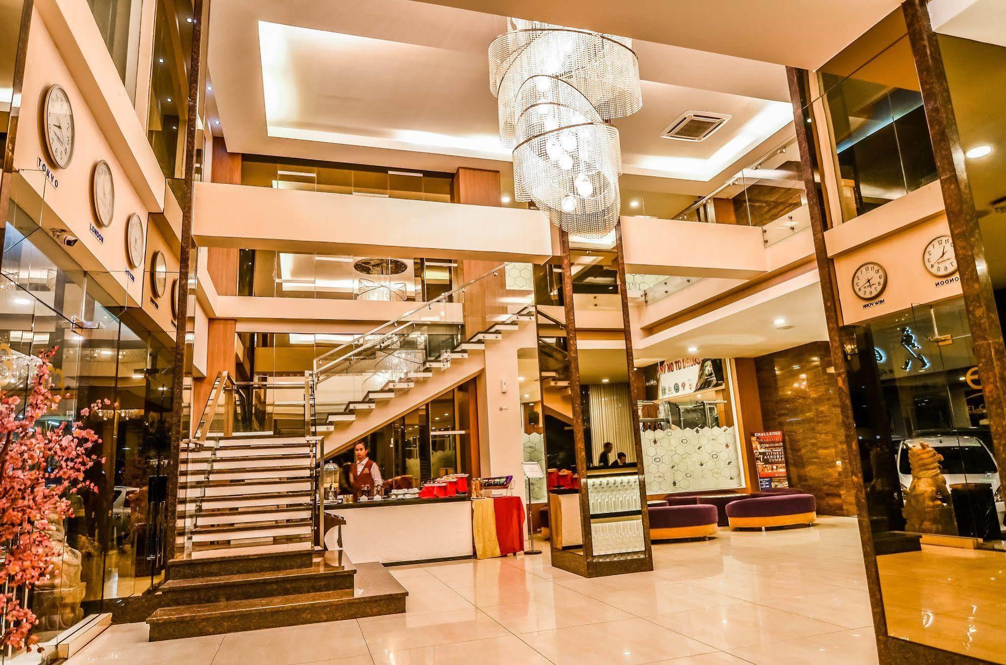 El Cavana Bandung Exterior foto
